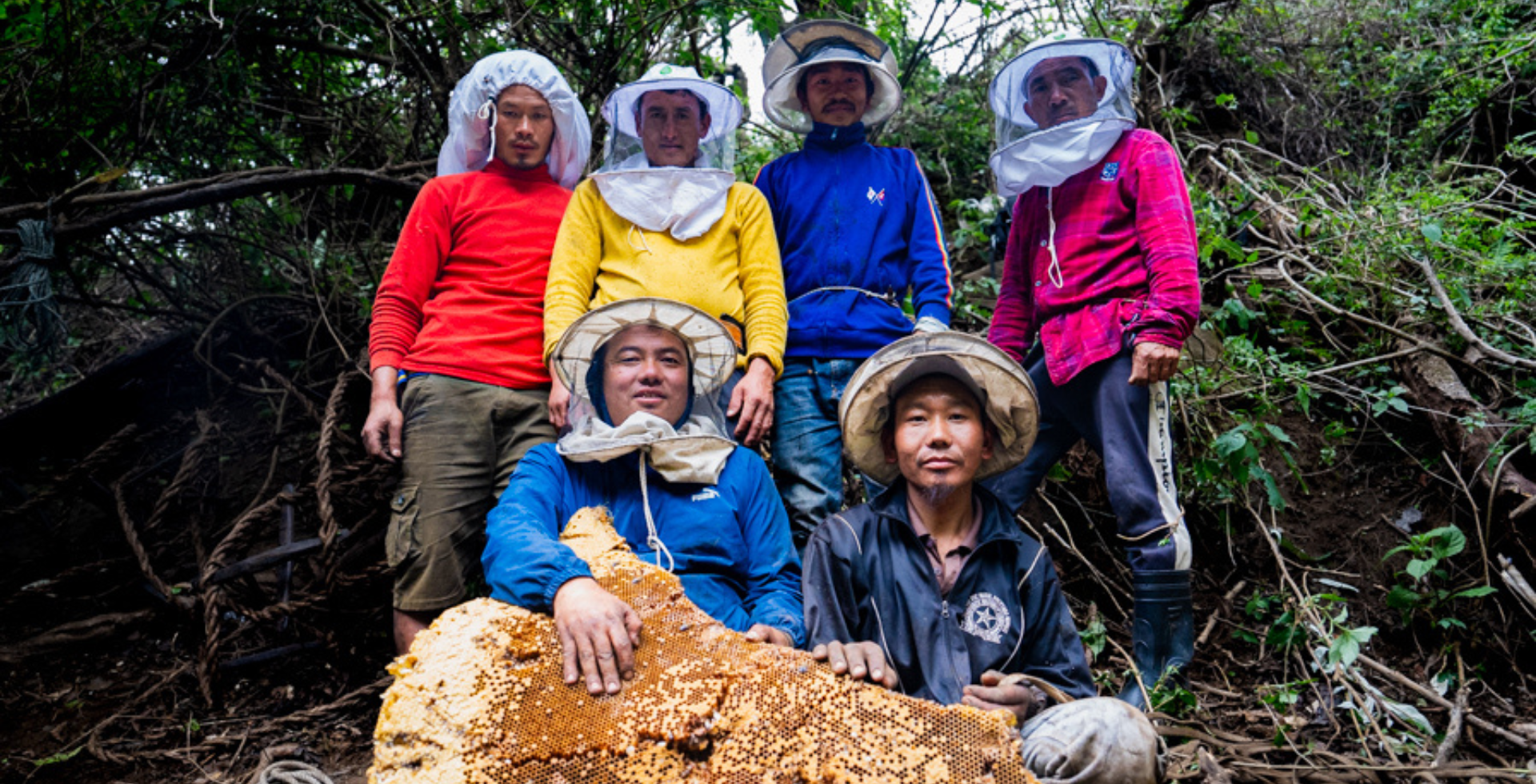 Nepal Honey Hunting Filming Tour